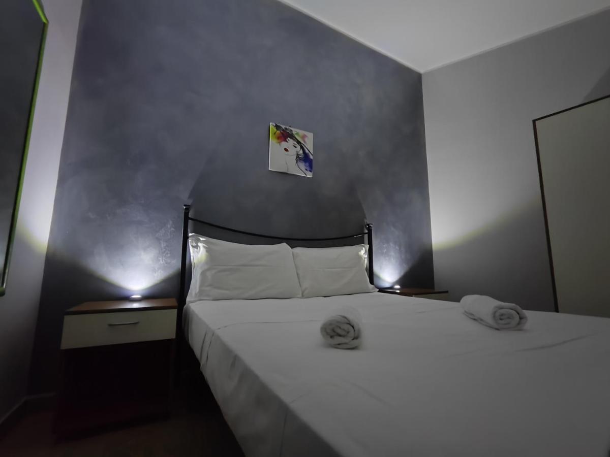 Sicily Travel Apartment'S 4 Giardini Naxos Exterior foto